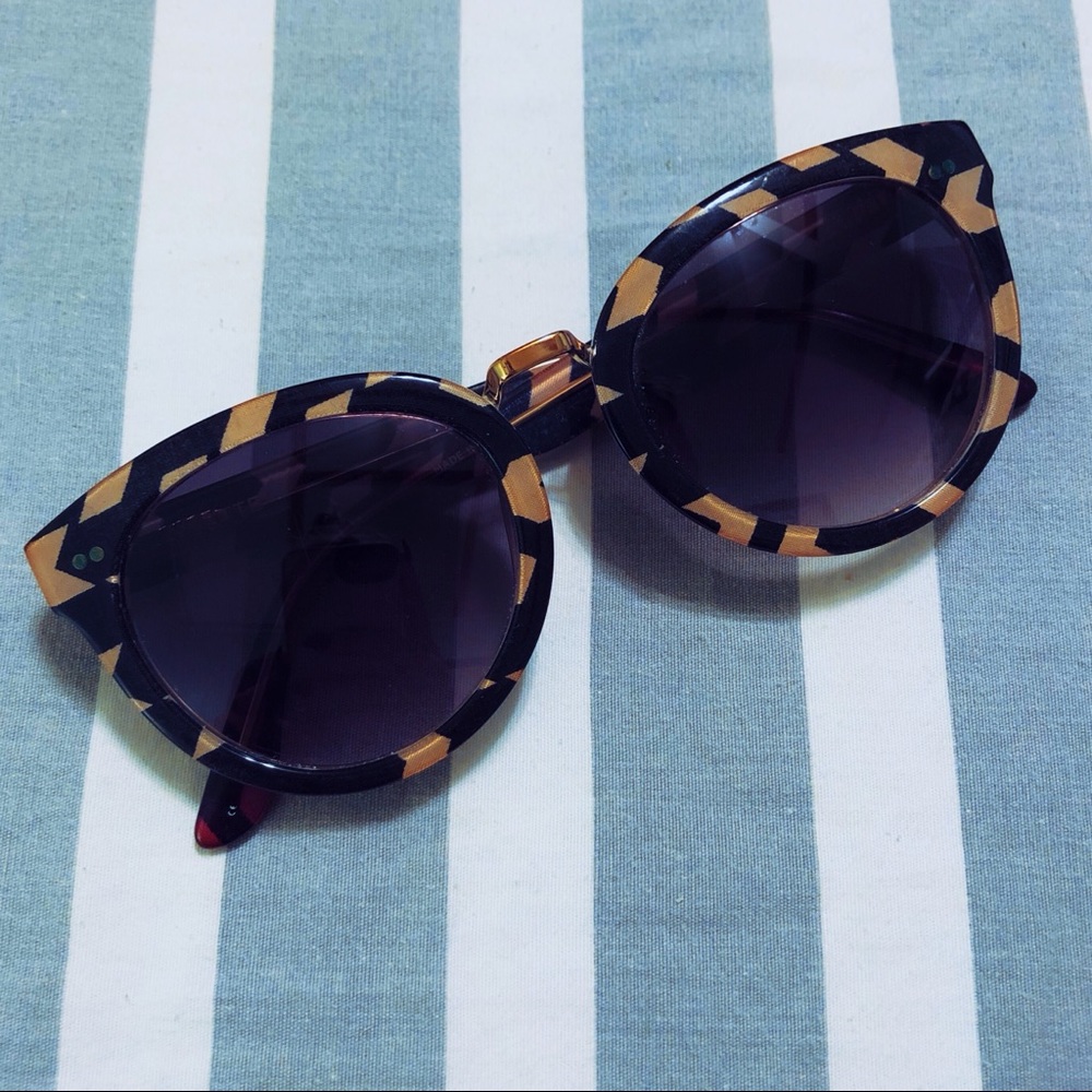 Toms Black and Tan Sunglasses